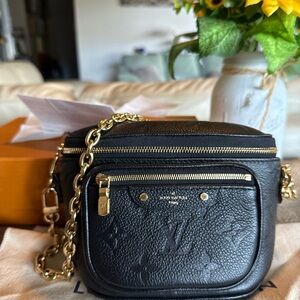 Louis Vuitton Black Leather Crossbody Bum Bag Mini